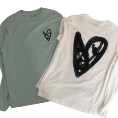 ACO1996 ラブレトログラフィティラウンドネック長袖Tシャツゆったり男女兼用カジュアルカップルスタイル15リネンの正しいバージョン