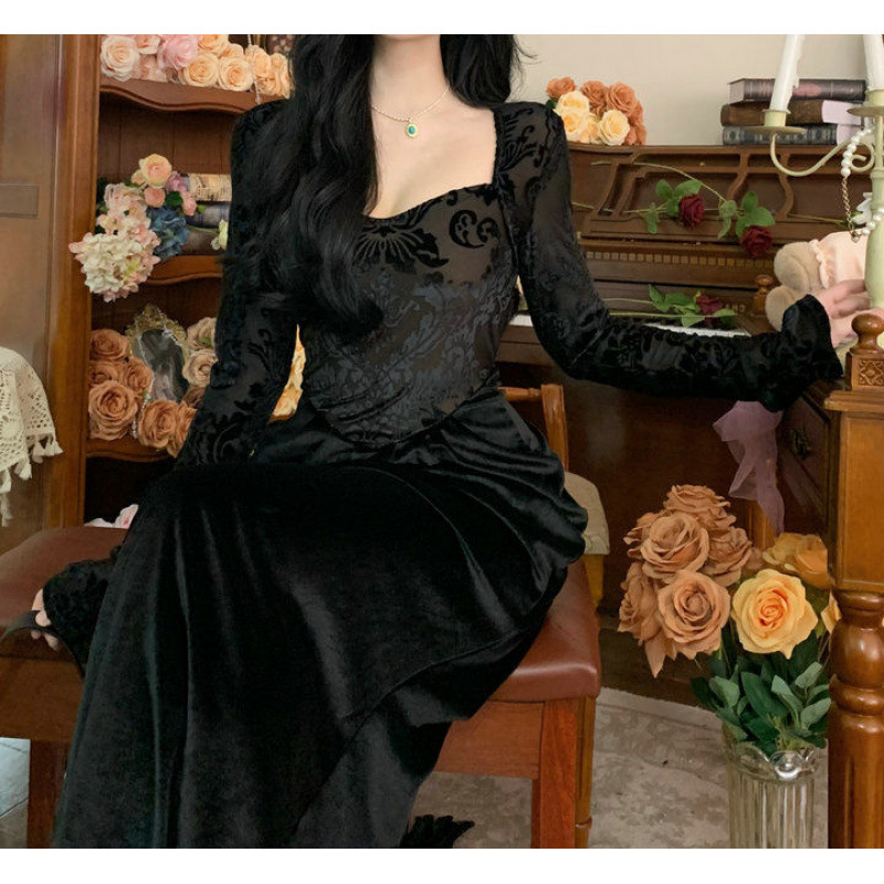 2026 New Spring and Autumn Vintage Light Luxury Style Elegant Slimming Velvet Square-Neck Fishtail Evening Dress for Plus-Size Women