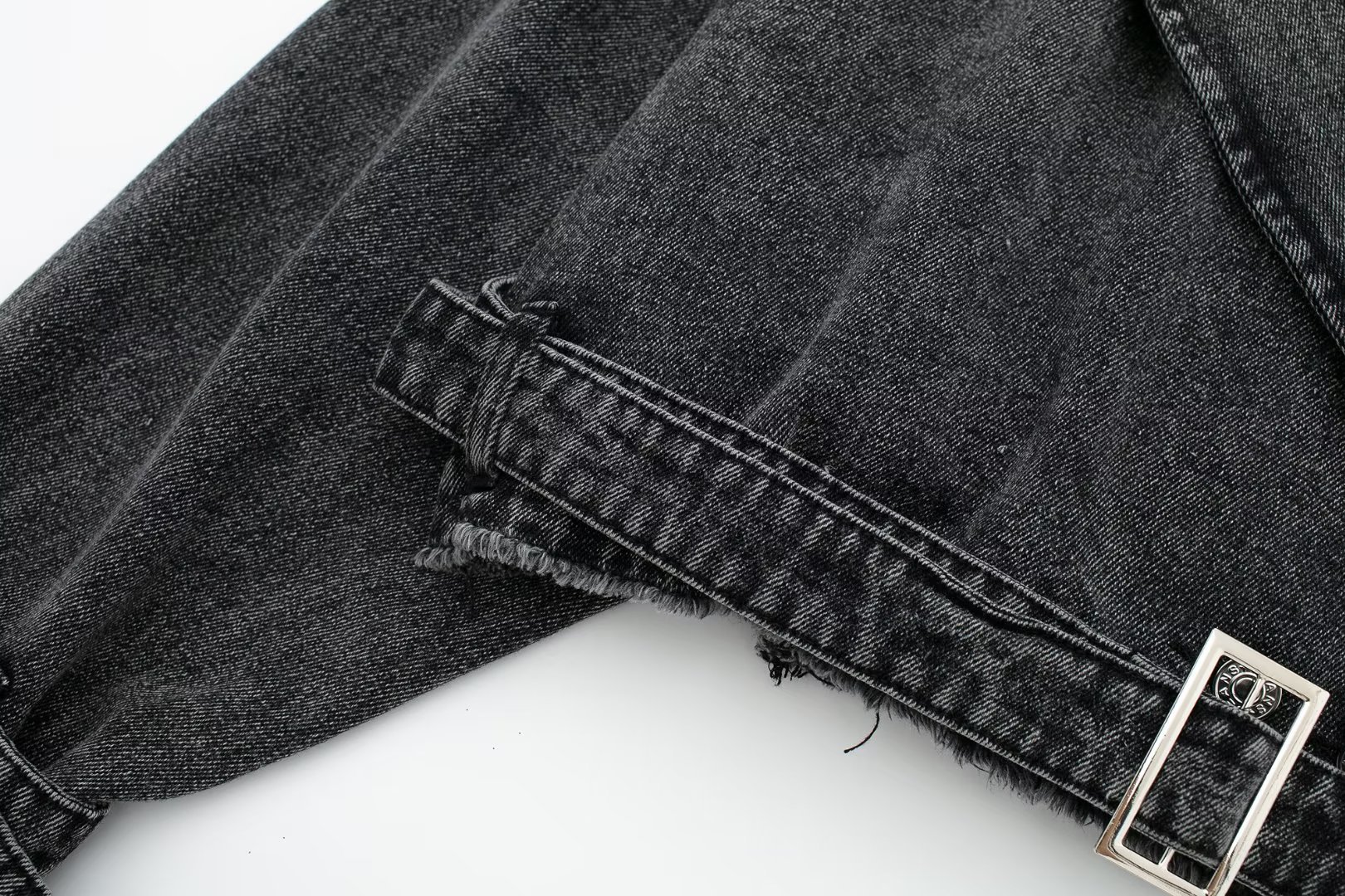 Trench da motociclista con cintura larga in denim da donna, stile autunno e inverno 2024 D68559_voghion.com