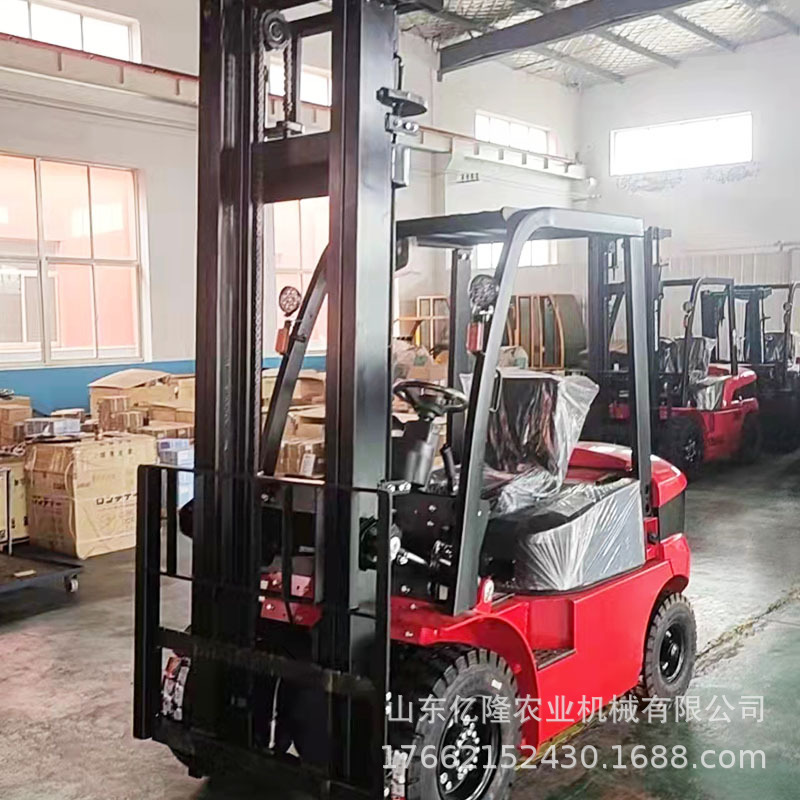 2吨柴油座驾式叉车 物流站货物装卸堆垛车 3吨内燃式仓库搬运车