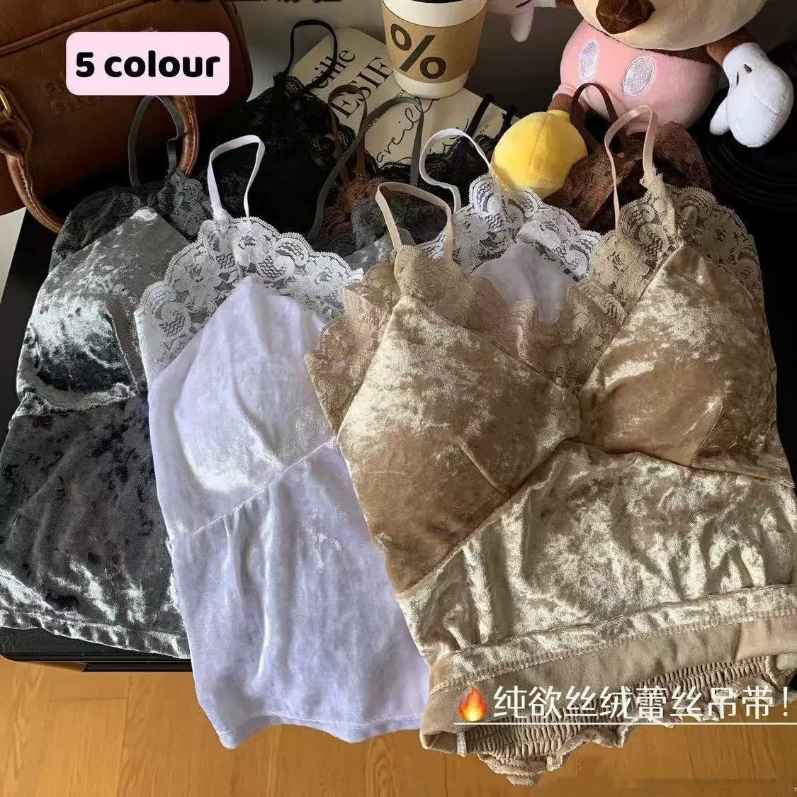 Золотой бархатный кружевной сшитый маленький камзол жилет женский ретро