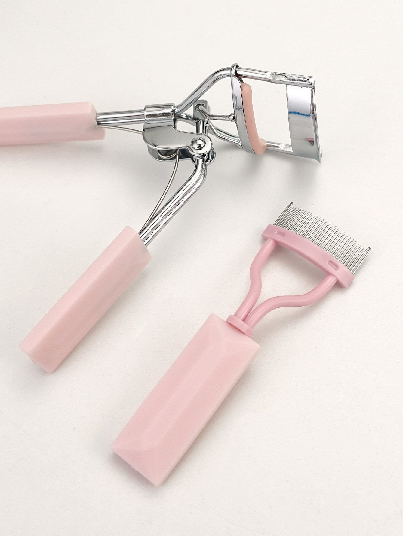 Lady Solid Color Stainless Steel Eyelash Curler 1 Piece 1 Set display picture 1