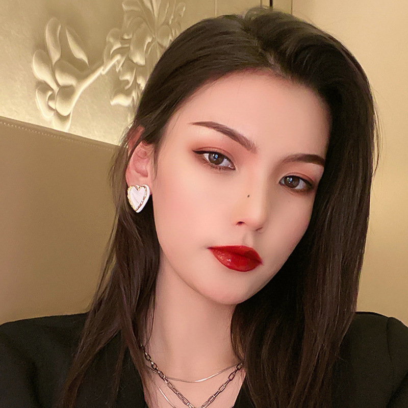 Fashion Style Fashion Heart Arylic No Inlaid Earrings