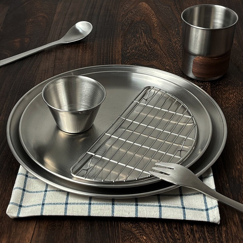 Korean-style ins fried chicken plate, stainless steel tray with oil-draining rack, snack plate for fried foods, French fries, fried pork chops, tempura Korean-style ins fried chicken plate, stainless steel tray with oil-draining rack, snack plate for fried foods, French fries, fried pork chops, tempura