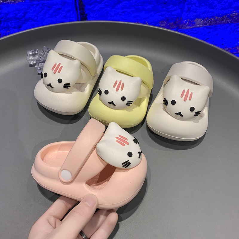 Non-slip children's slippers boys and girls summer sandals and slippers girls children children cartoon baby hole shoes wholesale