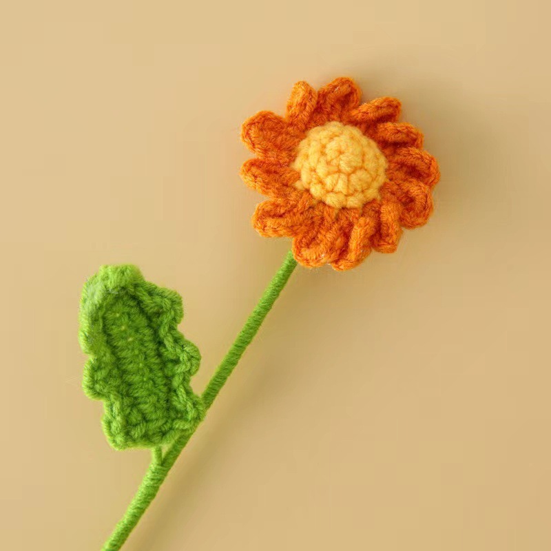 教師の日のプレゼントヒマワリの毛糸の花の手作りの毛糸のメリヤスは花の教師の日の花束の完成品をシミュレーションします。|undefined