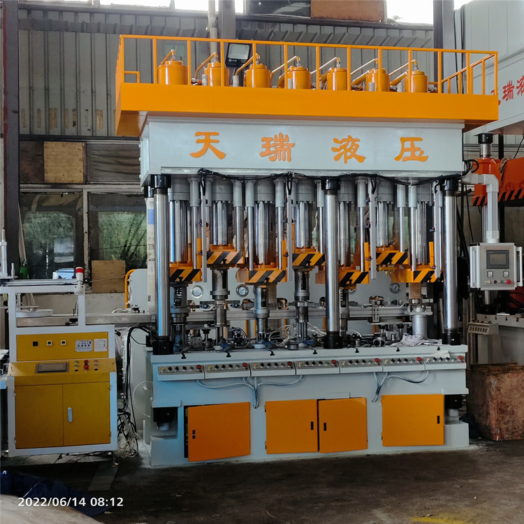 c7e79303dbb82a43bd78baf9f63e38