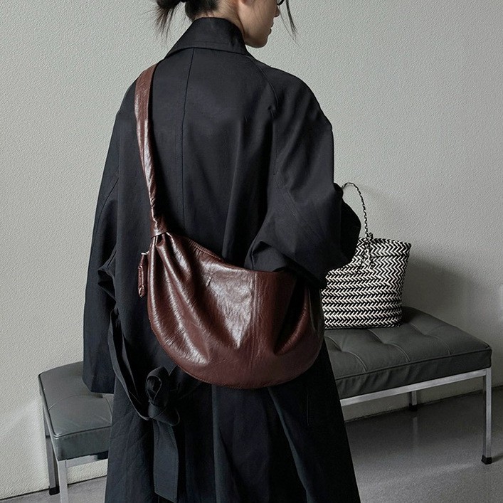 Effortless Chic Shoulder Bag Crossbody Dumpling Bag For Women High-End Niche Design Hobo Bag Large Capacity Tote