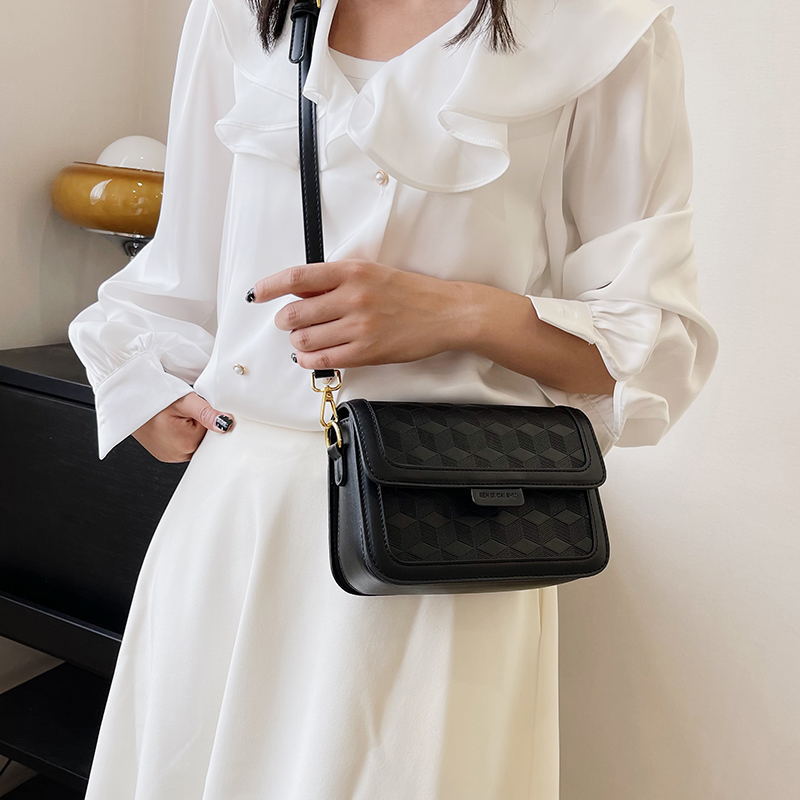 Crossbody Small Square Bag For Women Versatile Shoulder Bag_voghion.com