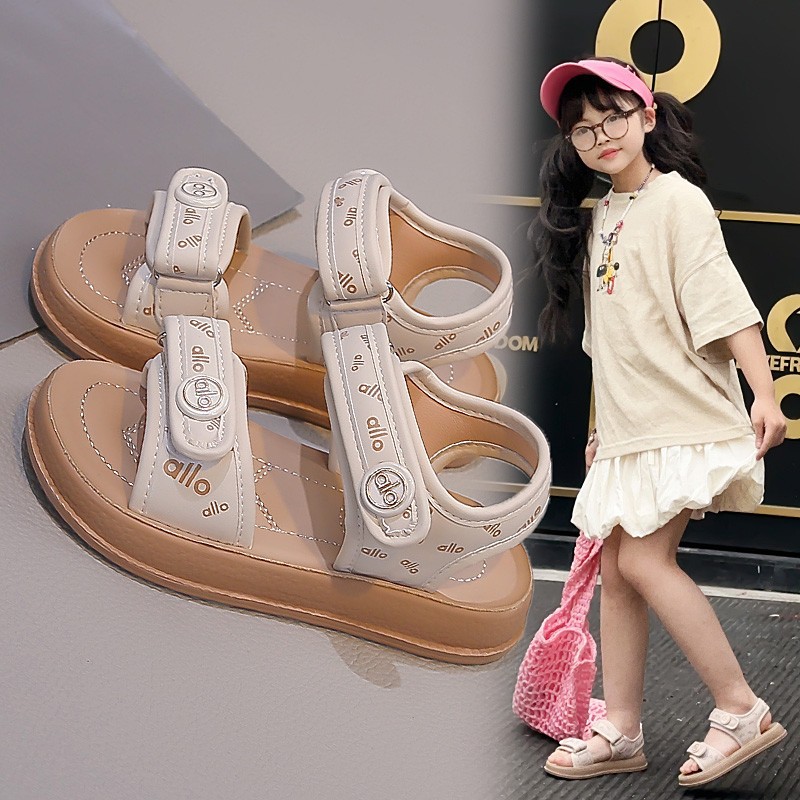 Niños zapatos de playa de dedo abierto verano 2026 nuevo estilo de moda para niñas zapatos casuales letras huecos zapatos princesa image 7
