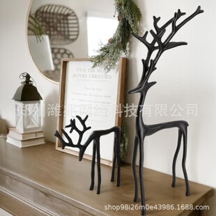 �羳����Set of 2 Black Reindeer Statues�Ͻ�2���׺�ɫ�Z¹����