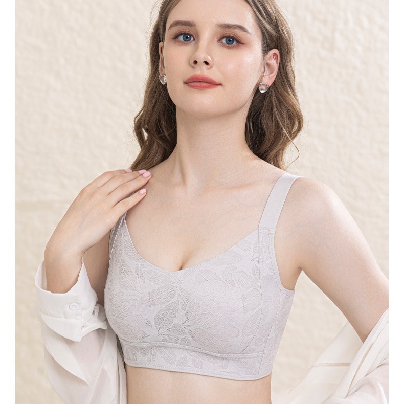 Venta directa de fábrica Comercio electrónico transfronterizo Sudeste de Asia Vietnam Tailandia Tazas fijas para mujeres Sujetador de colección lateral delgado sin costuras