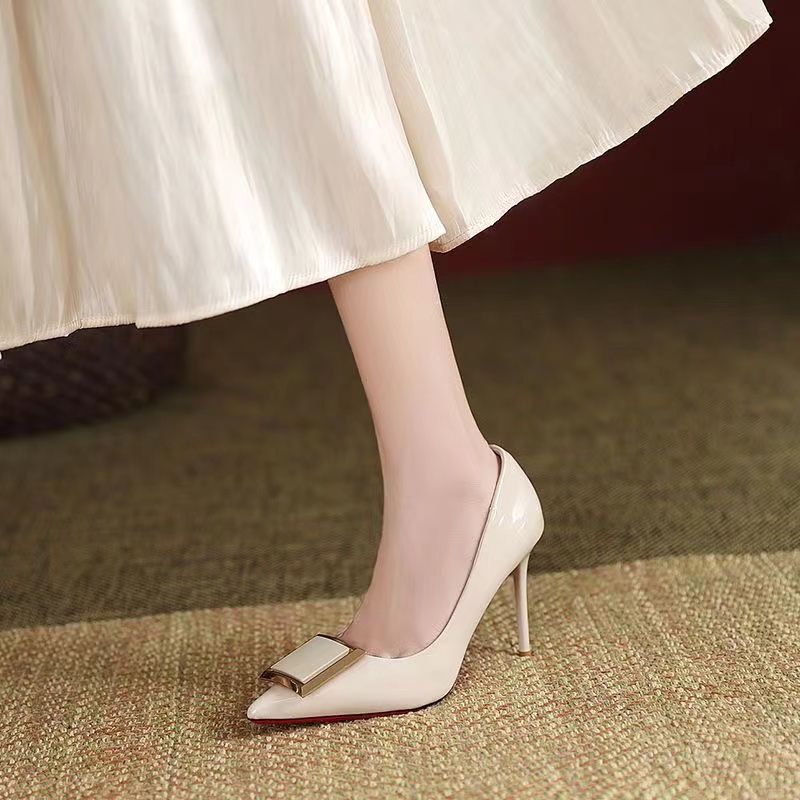 网红高跟鞋女2023年春秋新款细跟尖头不累脚职业漆皮单鞋ins潮