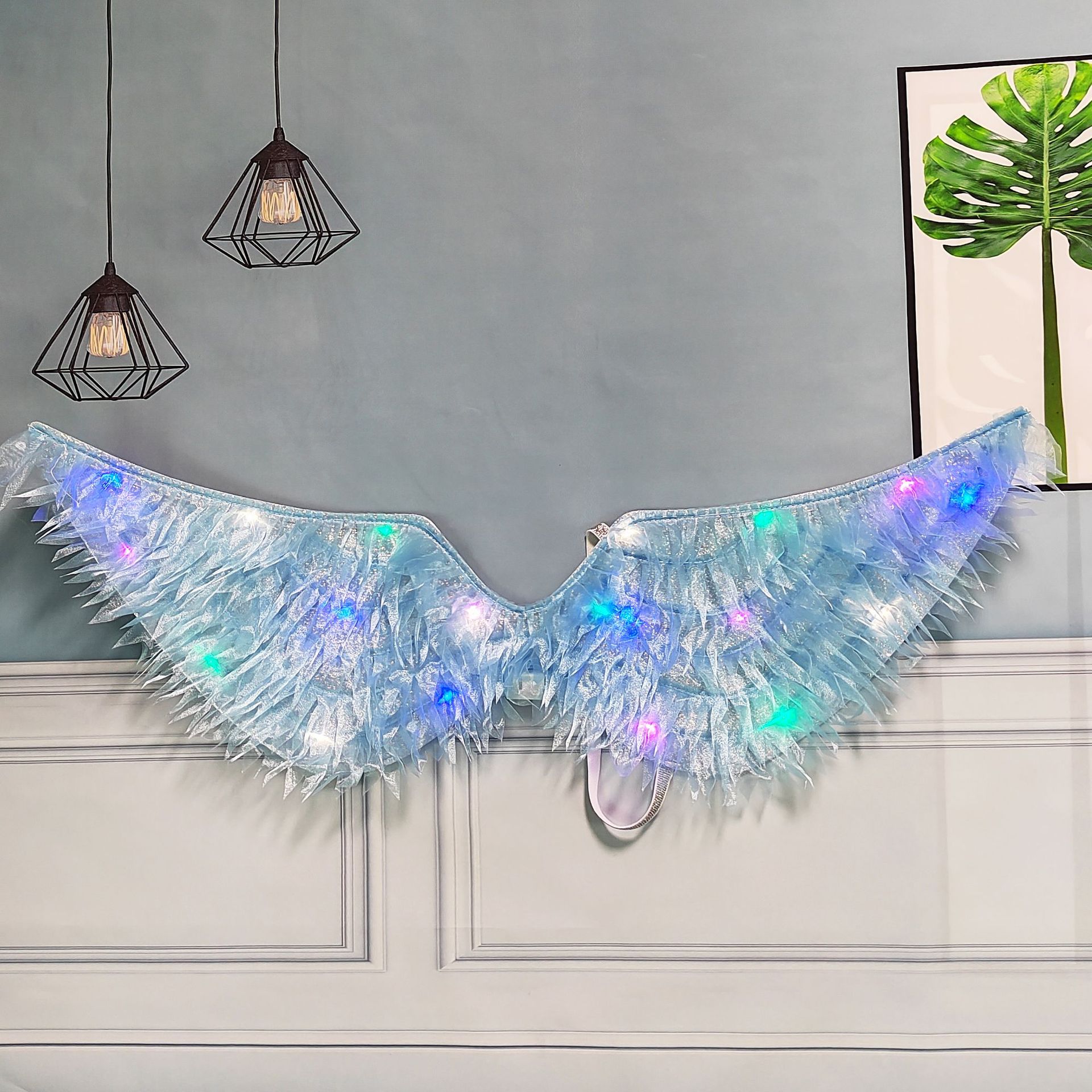 Alas de tela de hadas de neón azul