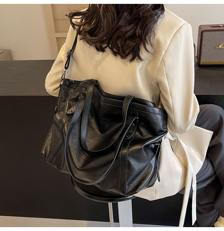Cross-border large-capacity tote bag for women 2024 New style fashionable single-shoulder bag, retro simple casual crossbody bag for women undefined