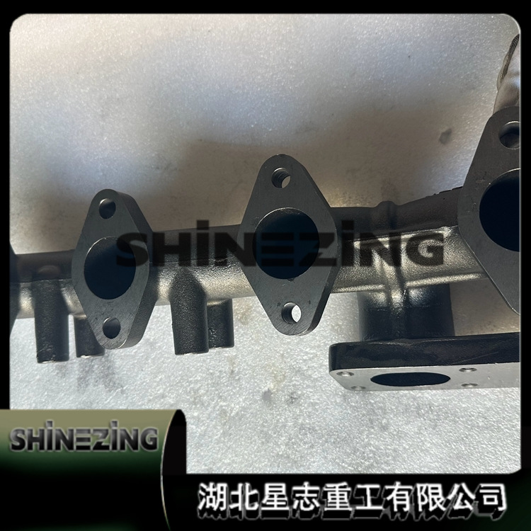 3999806 Exhaust Manifold Engine Parts Exhaust Manifold 3999806