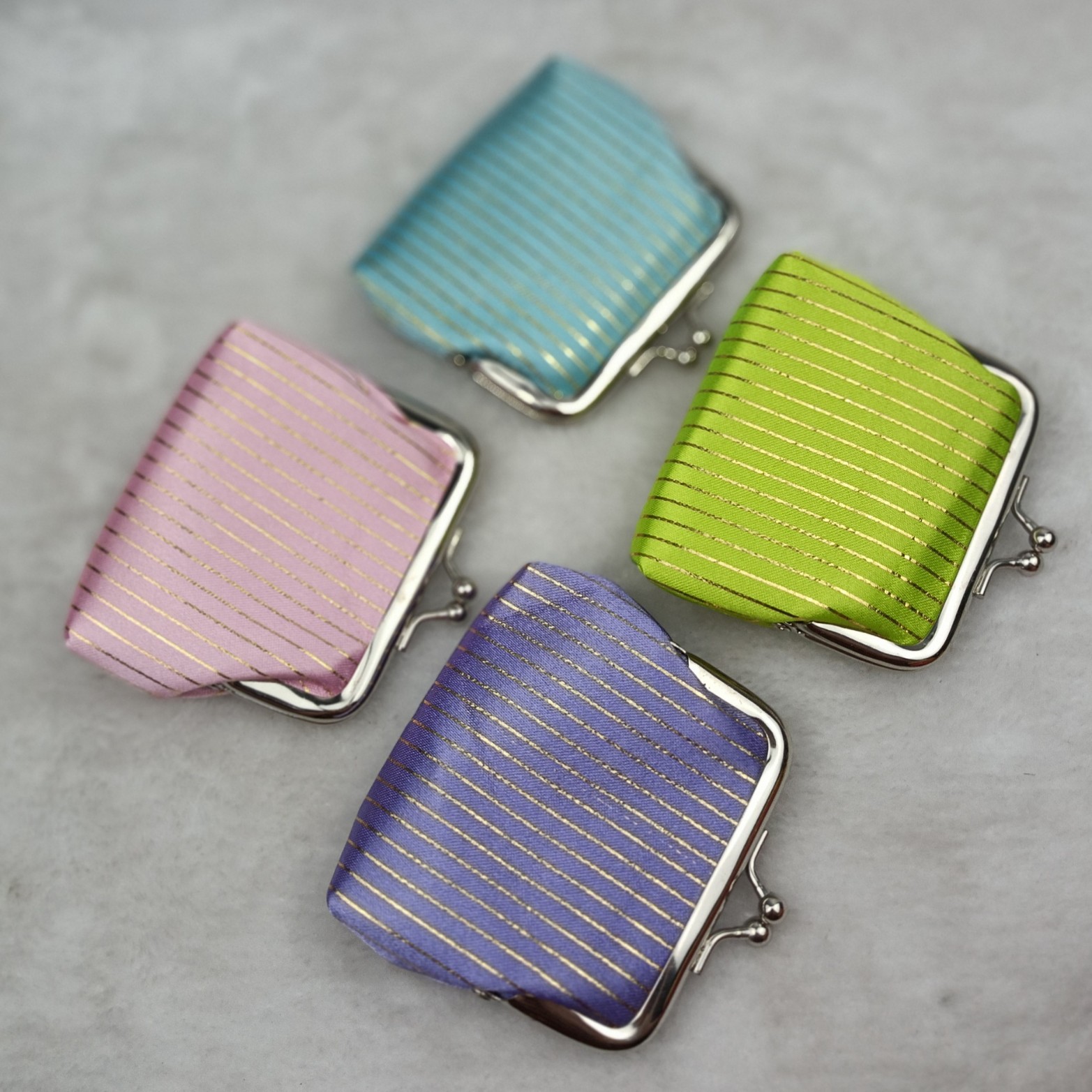 New 3inch Gold-Embossed Striped Coin Purse, Key Storage Bag, Small Gift Bag for Lipstick and Earphones