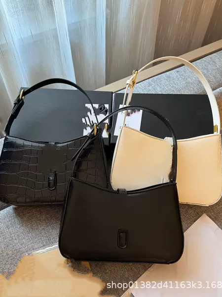 Cross-border dropshipping: 2026 new collection, trendy shoulder bag and crossbody bag, popular on Xiaohongshu, stylish, high-end, and versatile with large capacity