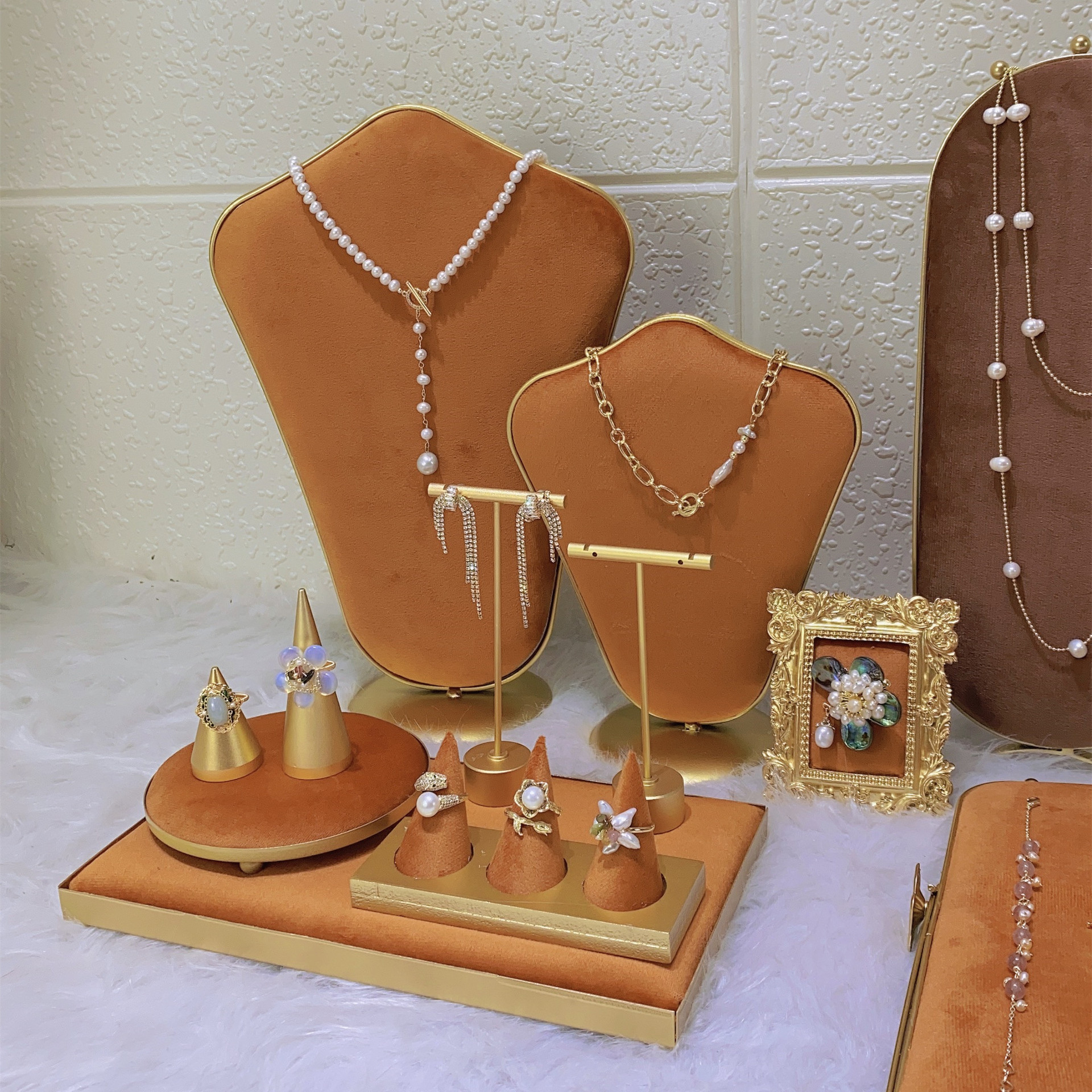 New jewelry combination set AB face portrait necklace display stand four-screen disc basket tray