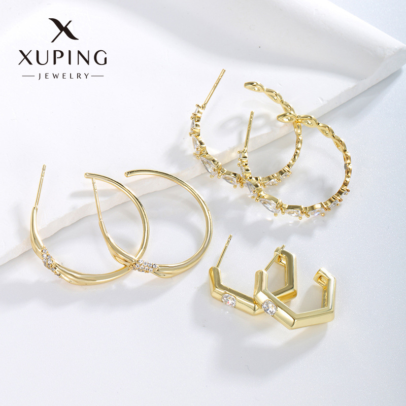 Xuping joyería de bronce de silicio de piedra geometría pendientes en forma de C nicho personalidad europea y americana fría pernos de orejas