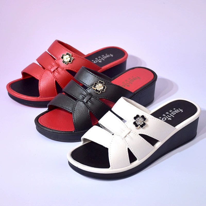 2023 новые тапочки, женские летние толстые с домашними модными домашними Тапочки для ванной комнаты, противоскользящие наклон, выходите