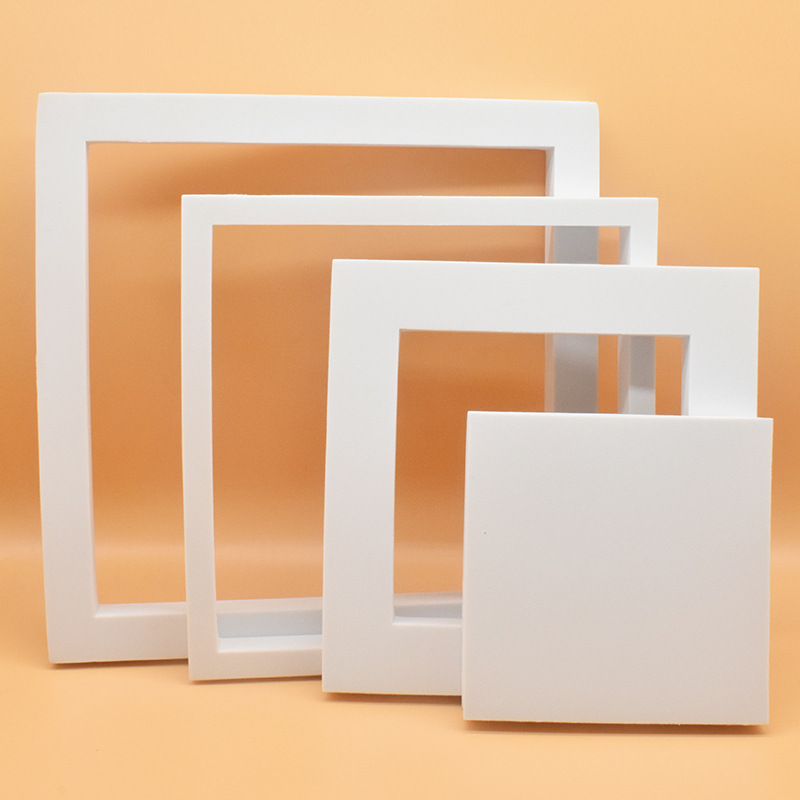 Tridimensional geométrica EVA producto accesorios de tiro joyería cosméticos FOTOGRAFÍA DE ALIMENTOS red fondo rojo decoración raqueta