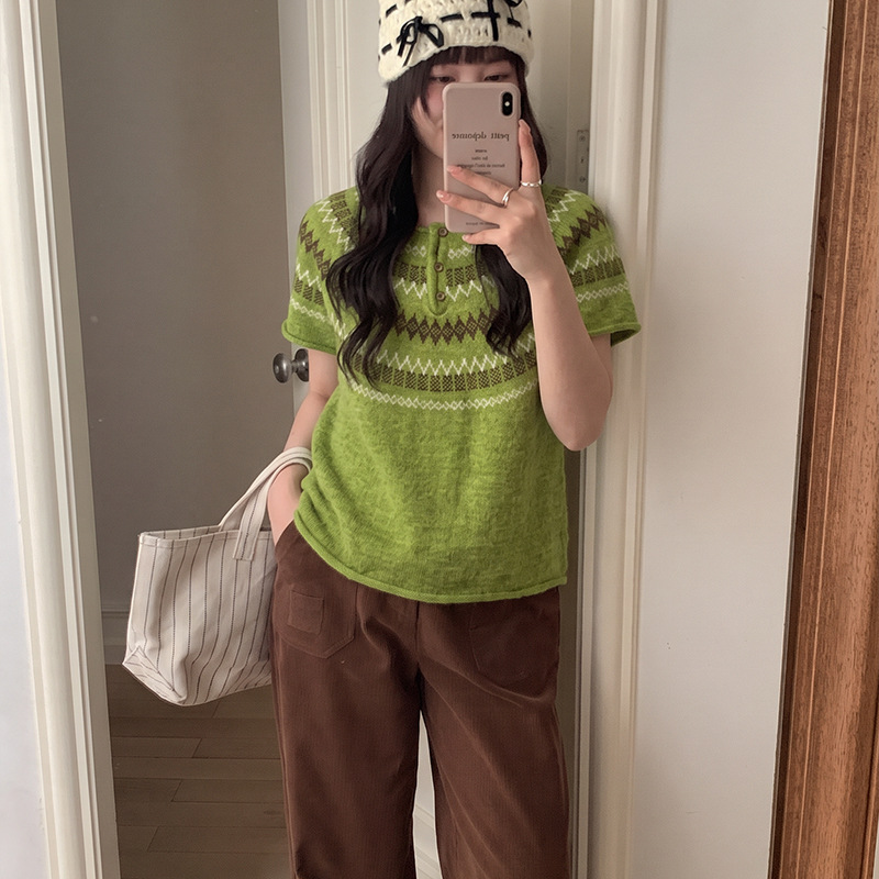 2026 Autumn New Fair Isle Jacquard Knit Short-Sleeve Women's Retro Round Neck Half-Button Pullover Top 3241