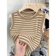 Striped Strap Tank Top for Women, Summer Outerwear, Round Neck, Fitted Slimming, Short-Sleeve Ice Silk Knit Top