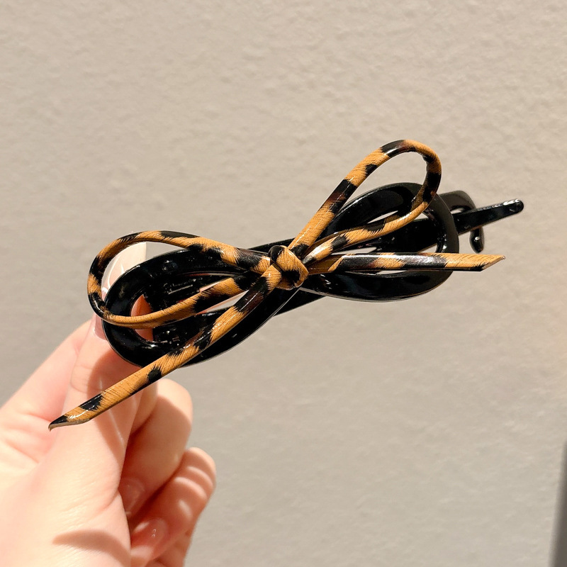 Clip de cabello de arco coreano, clip de captura de cabeza de mujer, clip de tiburón de alto nivel, clip de cabello de torsión, clip de boquilla de cabello