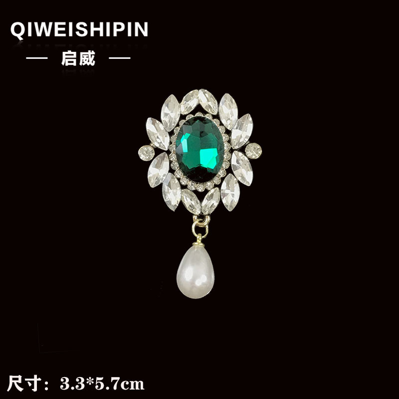 Qiwai の新しいガラスダイヤモンド象嵌ひまわりアクセサリーバッグ衣類車の装飾合金アクセサリー|undefined