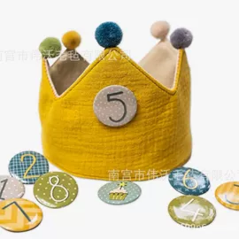 毛毡;化妆服饰道具;吊旗/三角旗