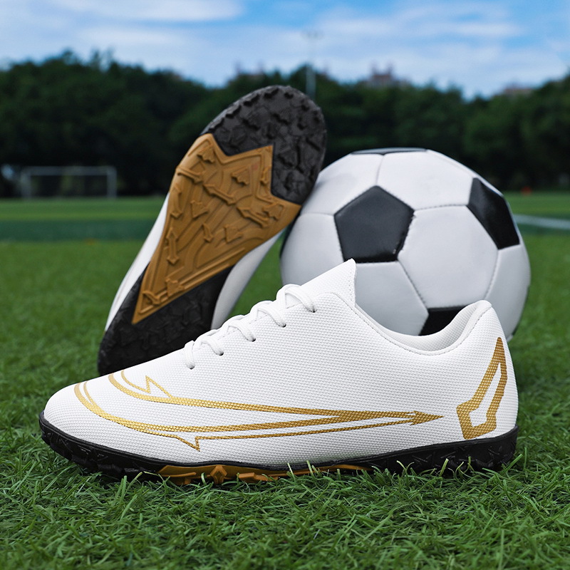Nuevos zapatos de fútbol para niños transfronterizos zapatos de fútbol para hombres estudiantes zapatos de fútbol para mujeres TF zapatos de fútbol para hombres comercio exterior al por mayor