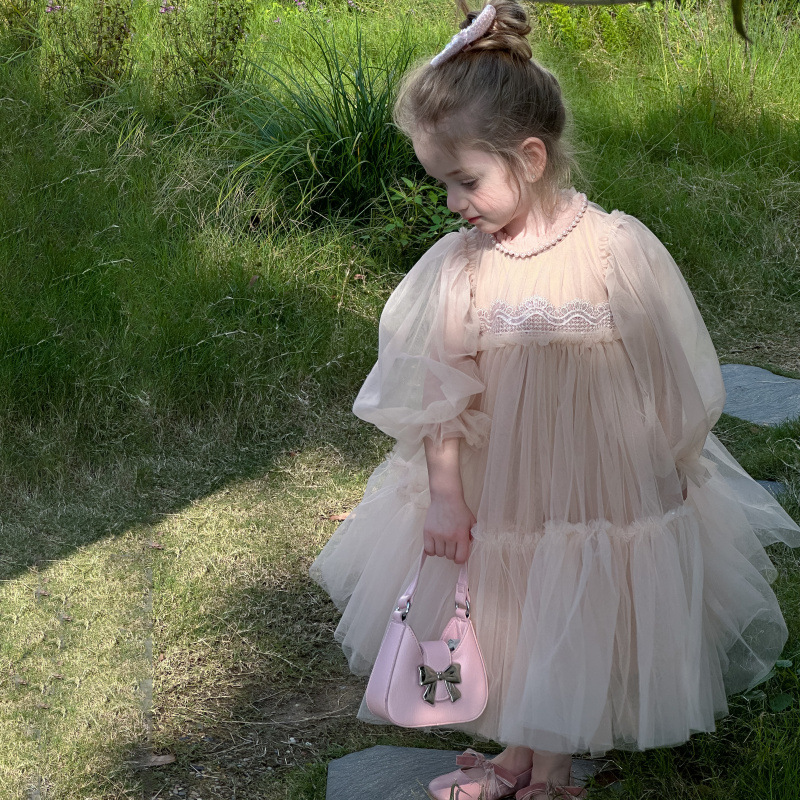 女童连衣裙春季款儿童洋气蕾丝拼接款蓬蓬纱公主裙女宝宝生日礼服