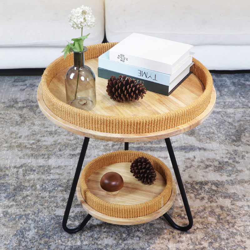 Sala de estar de lujo ligera mesa de té nórdica simple redonda de dos pisos en el lado de varios hoteles de alojamiento residencial al lado del sofá de varias mesas redondas