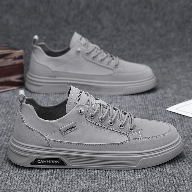 Zapatos de hombre de altura baja zapatos de plantilla para hombres primavera 2025 nuevos zapatos casuales zapatos de moda para hombres estudiantes adolescentes