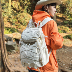 クロスボーダーのリュックサックの男性の軽やかな登山バッグの大容量のアウトドア旅行のリュックサックの女性の大学生のカバンの女性