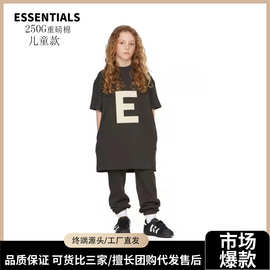 2022新款FOG Essentials 儿童短袖胸前大E印花口袋中款T恤