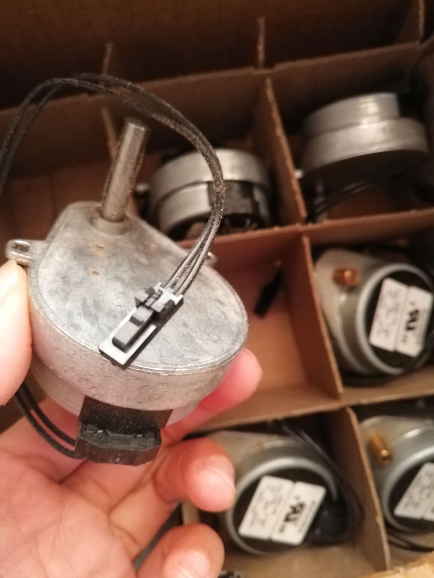 供应美国AUTOTROL微型电机250-3系列