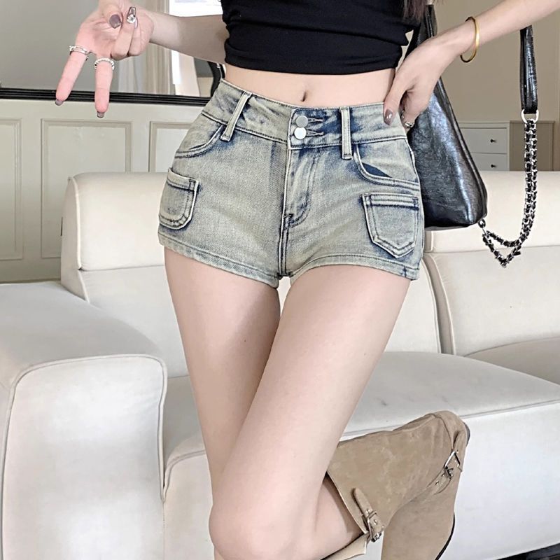 Vintage Hot Girl Denim Shorts for Women Summer 2025 New Low Waist Sexy Petite Tight Hip-Hugging Hot Pants Vintage Hot Girl Denim Shorts for Women Summer 2025 New Low Waist Sexy Petite Tight Hip-Hugging Hot Pants