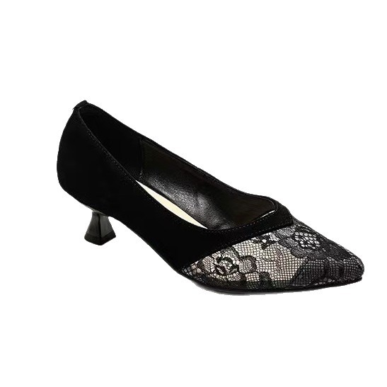 2026 primavera y otoño nuevos zapatos de encaje transpirables de mujer de cuero suave punta de boca superficial zapatos de mujer de moda zapatos de tacones delgados para madres