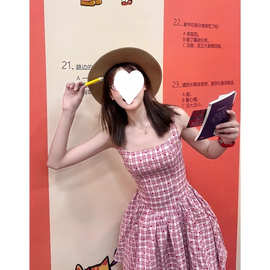 纯欲风甜美短裙夏季收腰显瘦韩系miu系俏皮少女格纹吊带连衣裙女