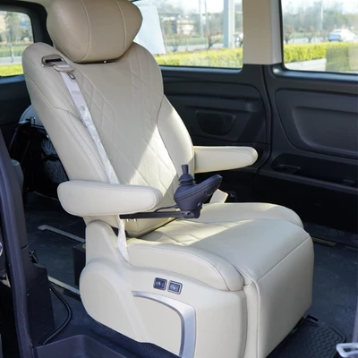 Seats and accessories Allows Family Members to Travel