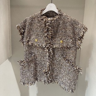 FOG SACAI 25�����¿�С���L�����׌��ɱ��İٴ��@�ݟo������Ů��