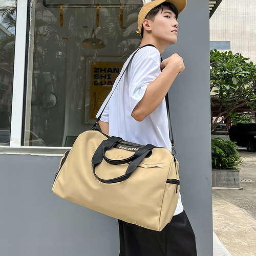 Trendy brand portable short-distance travel bag, women's fashionable travel bag, men's street trend crossbody large-capacity travel bag