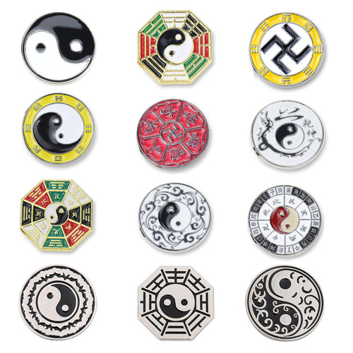 Chinese style traditional Yin Yang Tai Chi Bagua brooch Taoist cultural and creative peripheral zinc alloy Bagua brooch
