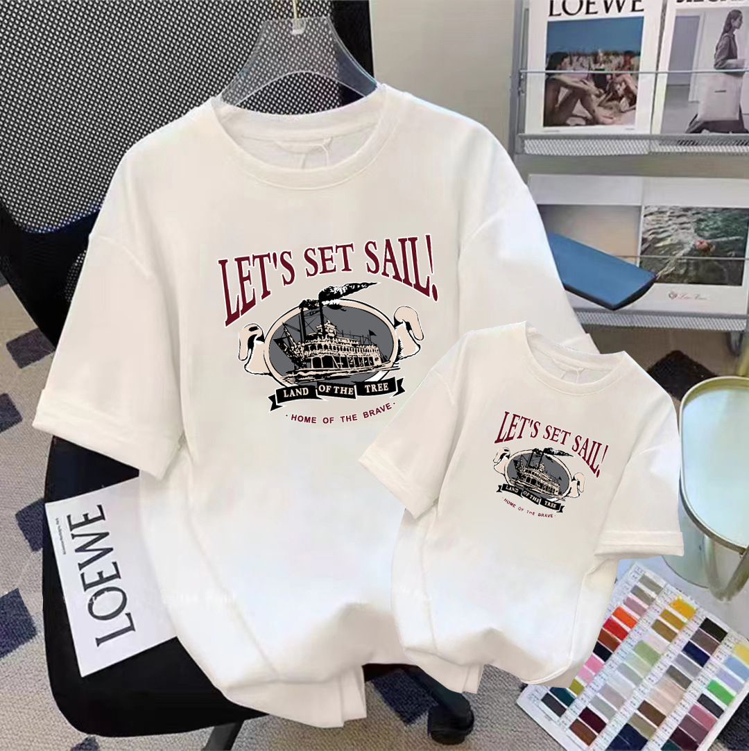 Summer cartoon-themed short-sleeved family outfits for four, perfect for kindergarten activities, class uniforms, and mother-daughter t-shirts.