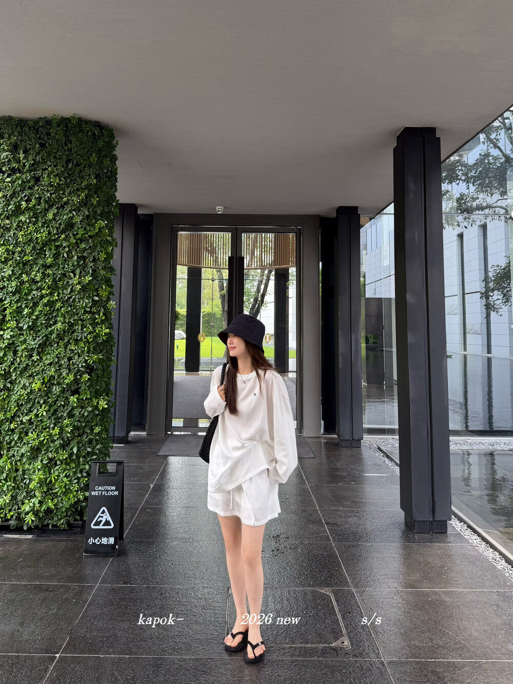 Bộ hai mảnh áo chống nắng tay dài thêu ngựa nhỏ kết hợp chân váy midi cạp thun — màu trắng, Xanh da trờicolor chi tiết 19