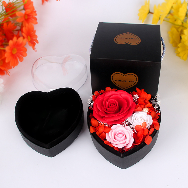 하트모양 블랙박스 + 레드 프리저브드플라워 + 박스