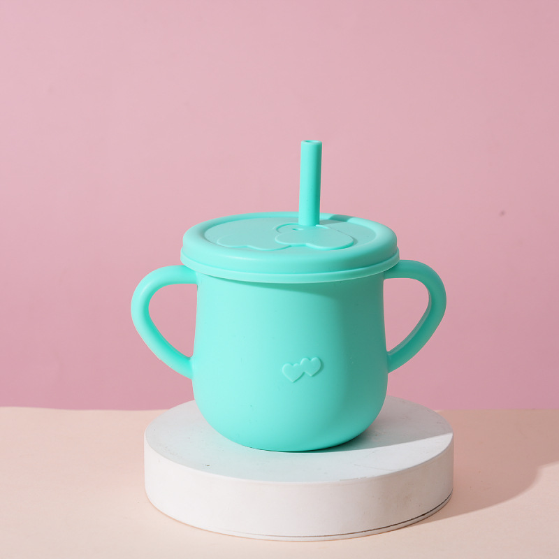 Taza de bebé de silicona transfronteriza con cubierta de bocadillos, taza de paja de grado alimenticio para niños, taza de bebida anti-caída para bebés