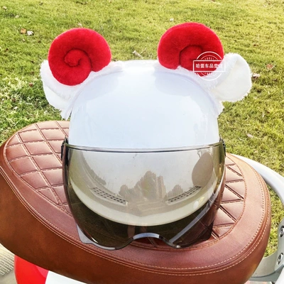 Ski Helmet with Sheep Horn Motosiklet dəbilqələri - red